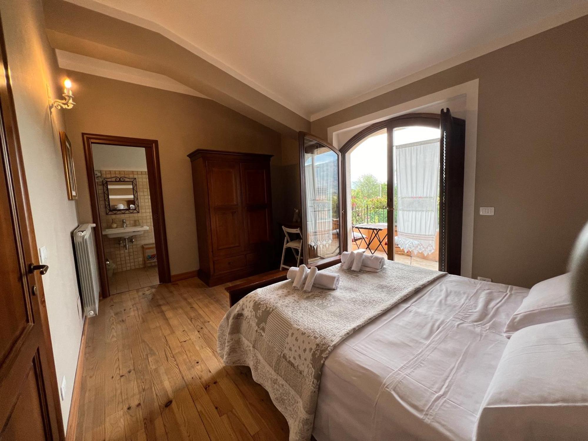Bed & Breakfast Le Piagge Scurcola Marsicana Buitenkant foto